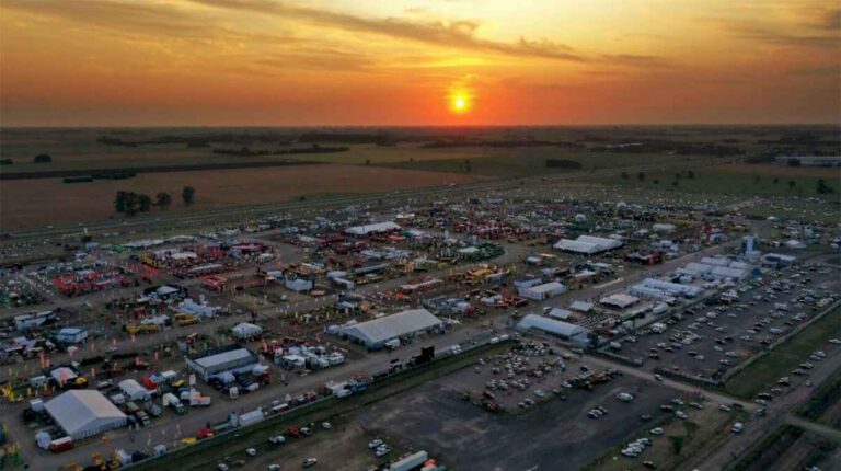 el-motor-del-campo-arranca-en-expoagro-y-se-esperan-destacadas-visitas-politicas-e-internacionales