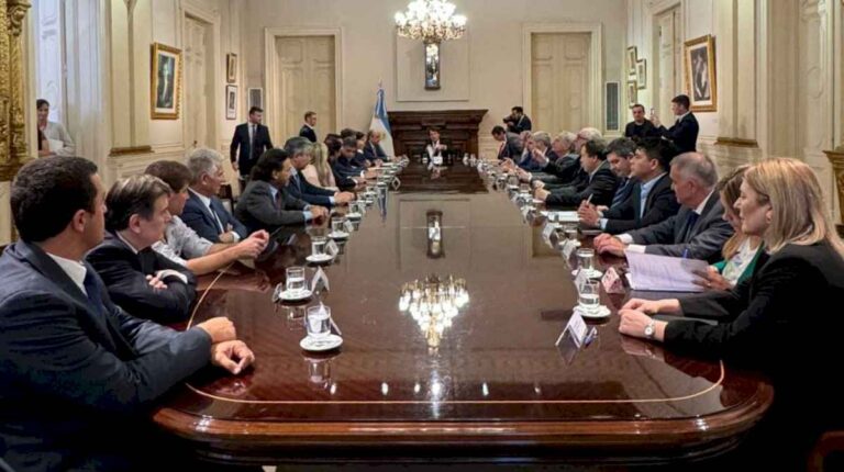 impuesto-a-las-ganancias:-el-gobierno-oferto-un-nuevo-piso-que-no-convence-a-los-gobernadores