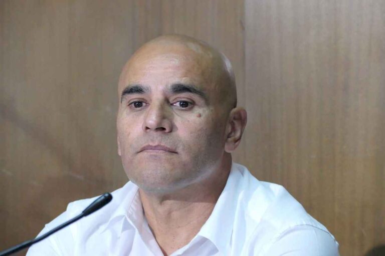 el-juicio-a-jorge-martinez,-ex-dt-de-boca,-acusado-de-abuso-sexual:-este-lunes-se-conocera-el-fallo-y-podria-recibir-hasta-cuatro-anos-de-prision