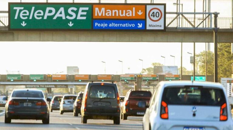 aumentan-hoy-los-peajes-de-las-autopistas-de-caba:-como-quedan-las-tarifas-en-hora-pico