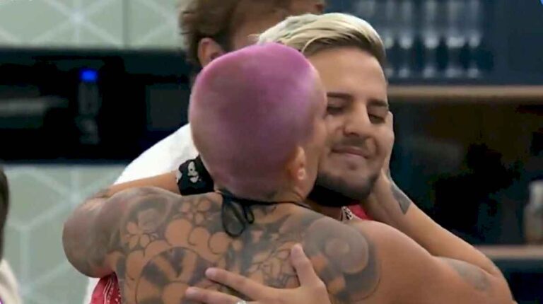 la-efusiva-reaccion-a-los-besos-de-furia-con-damian-tras-ser-eliminado-de-gran-hermano-2023