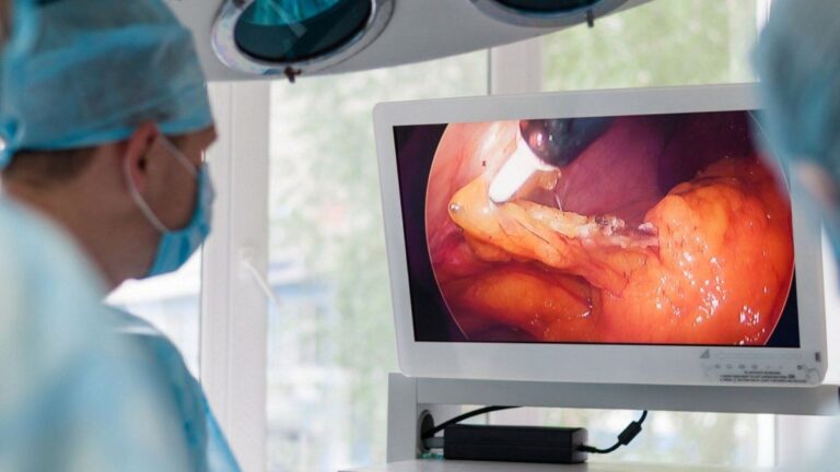 Gastroenterocolitis en Brasil: qué es, síntomas, riesgos y cuánto puede durar