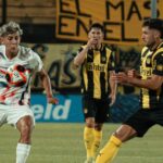 295470-san-lorenzo-no-puede-ante-penarol-y-se-fue-al-descanso-en-igualdad