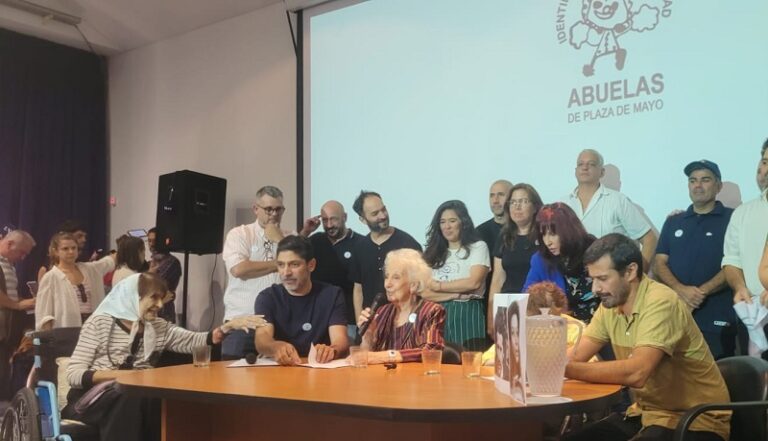 Otro revés a los apologistas del genocidio: la Nieta 139 recuperó su identidad