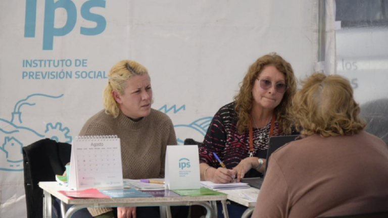 Atención jubilados: quiénes son los adultos mayores del IPS que cobran el viernes 31 de enero