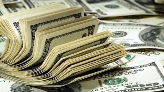 DeepSeek: qué empresarios que perdieron millones de dólares por la aparición de la IA china