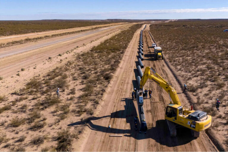 Chevron y Shell se suman al proyecto del nuevo oleoducto de Vaca Muerta