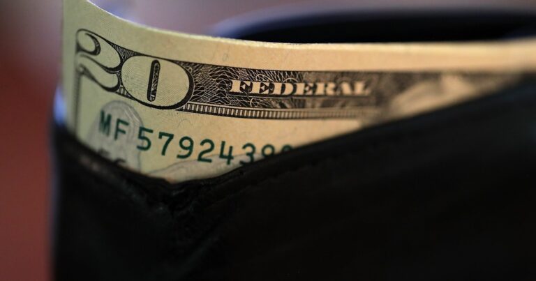 Dólar ahorro hoy: a cuánto cotiza este miércoles 12 de marzo