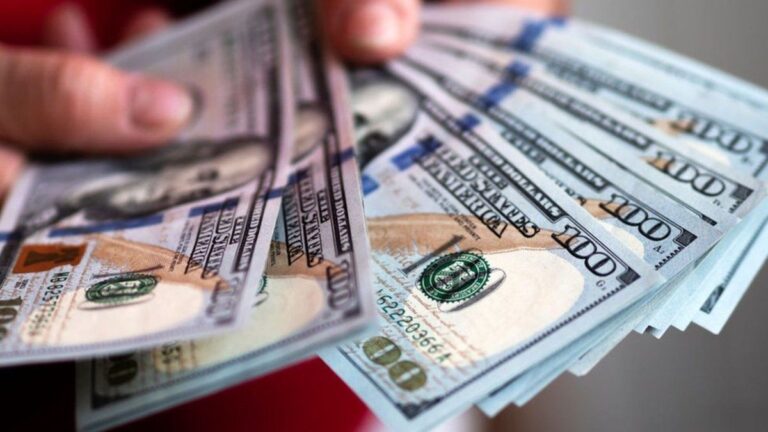Expectativa por el primer desembolso de 12 mil millones de dólares del FMI
