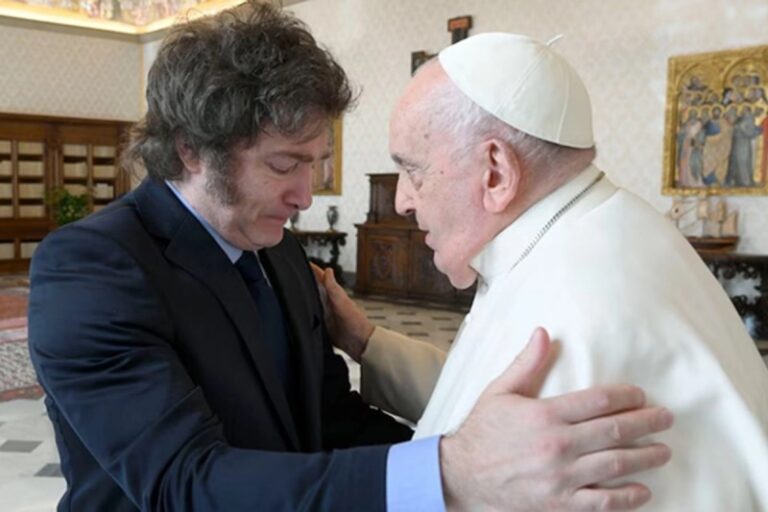 El presidente Javier Milei viajará al funeral del Papa Francisco