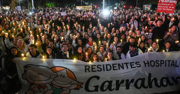 Los residentes decidieron seguir con el paro y se agrava el conflicto en el Garrahan