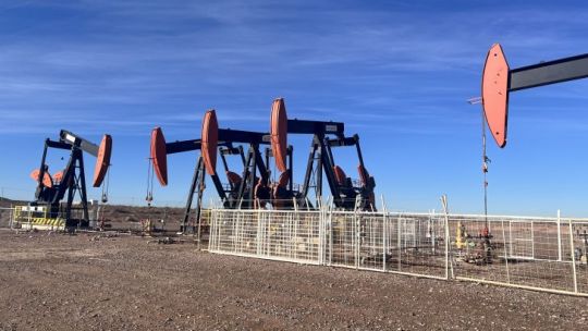 Vaca Muerta, entre el boom inmobiliario, los «gaps» energéticos y la deuda industrial