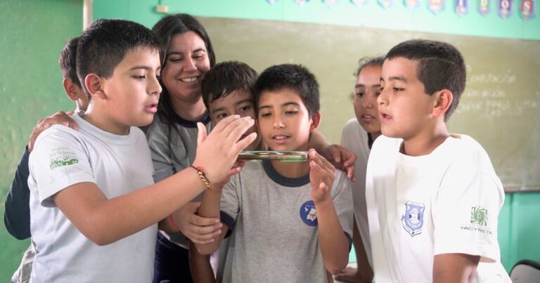 El Premio Docentes que Inspiran ya eligió a los 24 semifinalistas