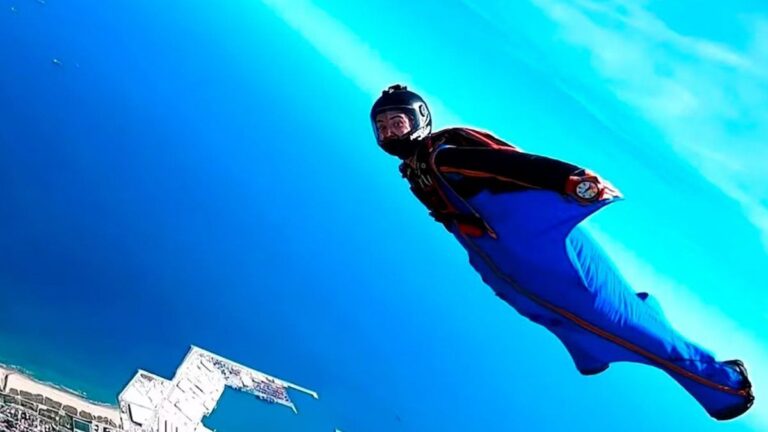 Marta Jiménez, la «Mujer Adrenalina», murió durante un salto base en España