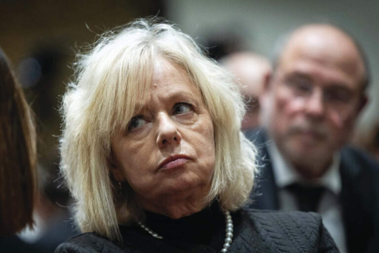 Más pedidos para destituir a la opositora fiscal general de Israel