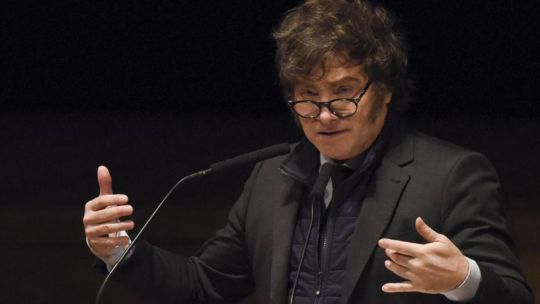 Nueva encuesta que sorprende a Milei: caía entre los votantes de Schiaretti y acompañamiento de los mayores de 60