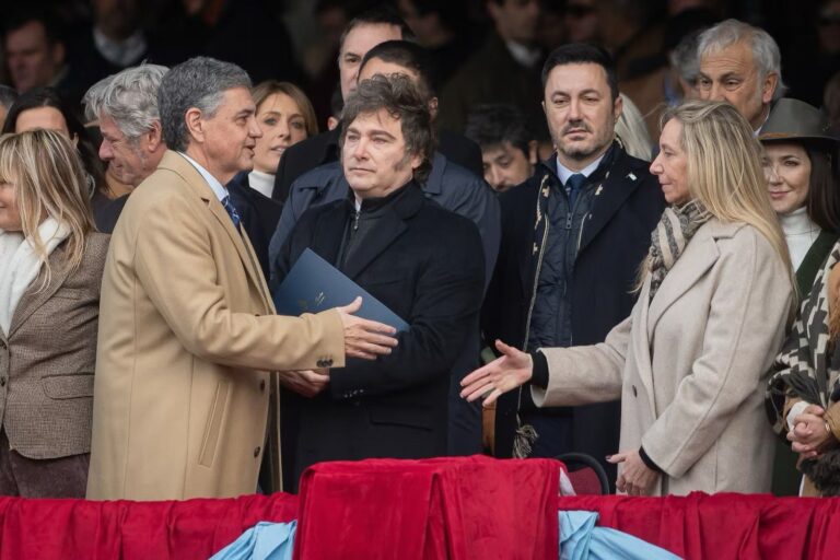 Se abren negociaciones y en Pro esperan un gesto de última hora de los Milei para pactar la lista porteña
