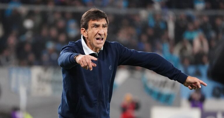 Racing y Riestra van por los cuartos de final de la Copa Argentina