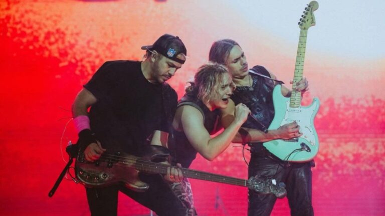 Airbag estrenó su versión en vivo de «Adiós Nonino»