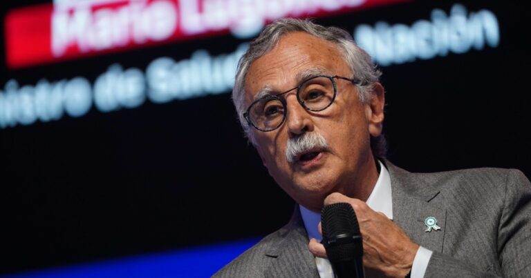 El ministro de Salud llamó «delincuentes» a los dueños del laboratorio que distribuyó el fentanilo contaminado y apuntó a sus vínculos con el kirchnerismo