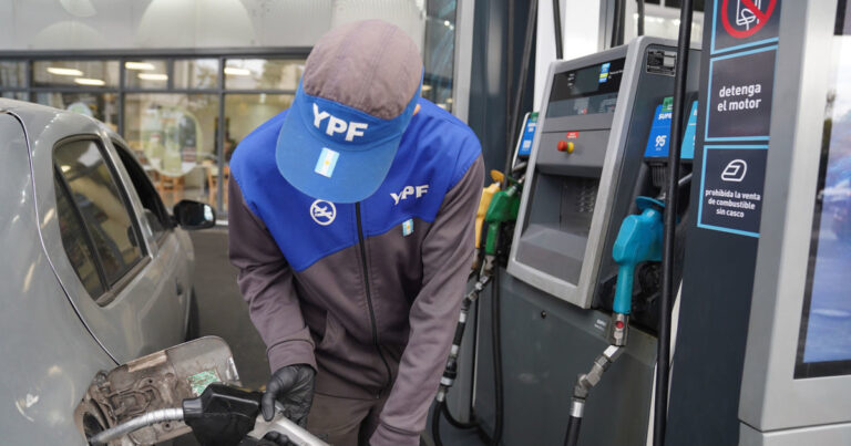 YPF aumenta los descuentos en combustibles: 6% con su app y hasta 9% en autodespacho durante la madrugada