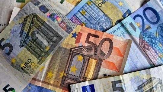 A cuánto cerró el euro blue este jueves 4 de septiembre