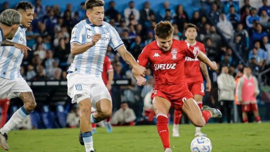 Racing visita a Huracán en un intenso viernes de Torneo Clausura: quiénes juegan y cómo ver en vivo los partidos