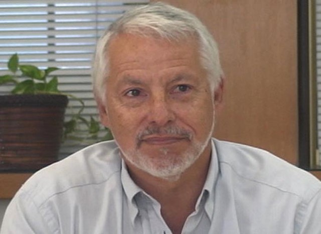 Reconocido economista propone dejar flotar al dólar, tras quita de retenciones y el apoyo de EE.UU.