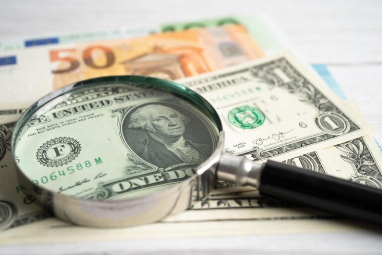 A pesar del triunfo libertario el dólar volvió a tocar los 1.500 pesos