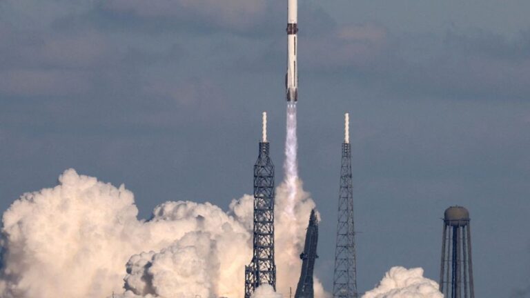 Histórico: Jeff Bezos lanzó una misión a Marte y se adelantó a Elon Musk